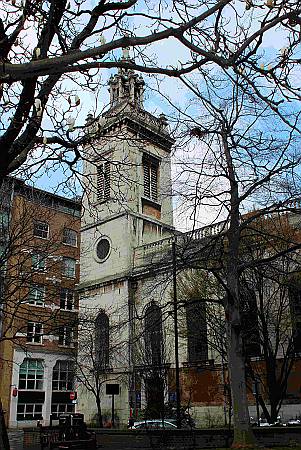 Paternoster Royal - Exterior View